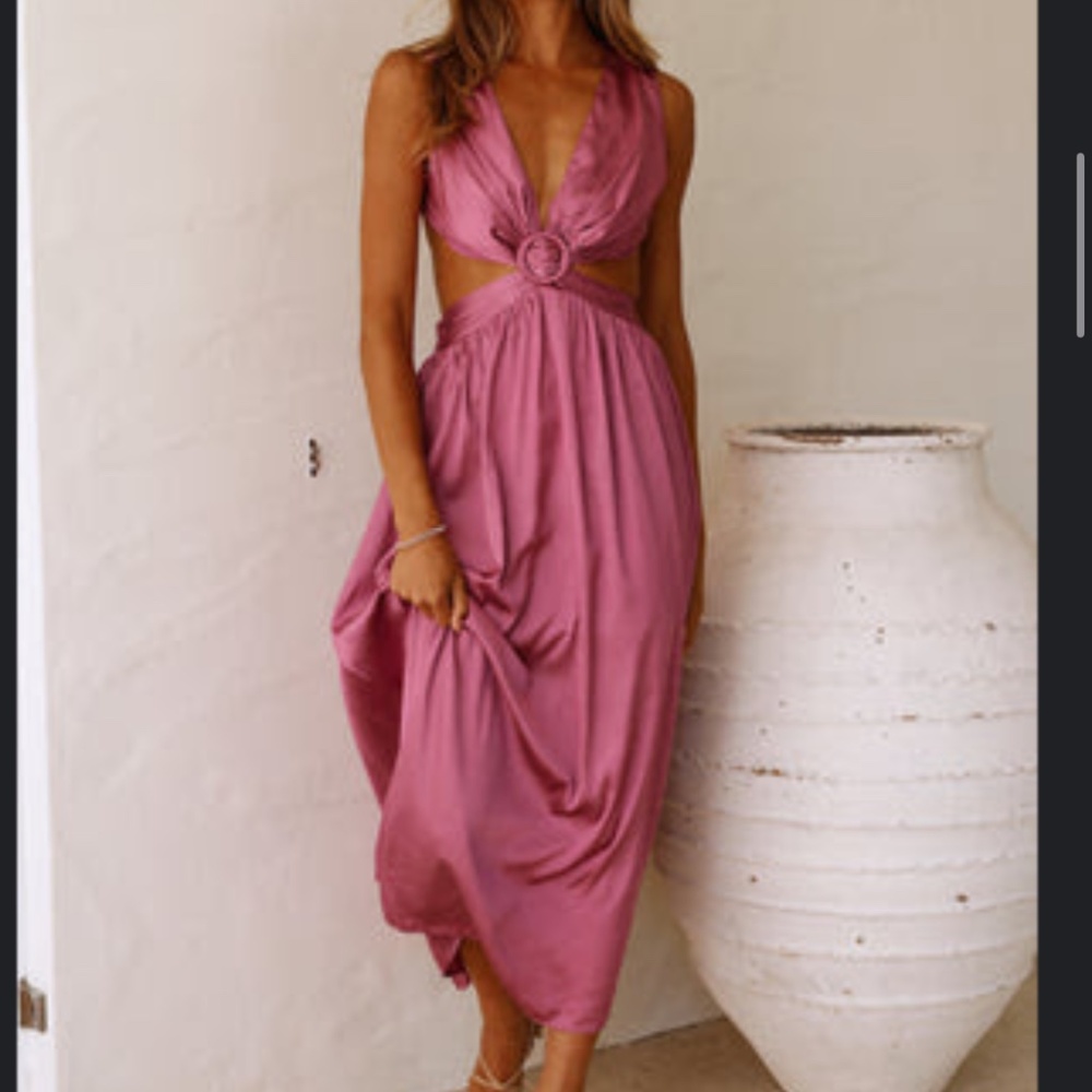 Lovely Travels Midi Dress Purple